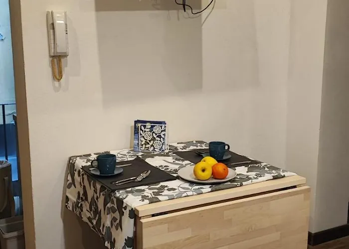 Petroni - Centro Storico Di Appartement