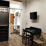 Apartamento Petroni - Centro Storico Di *